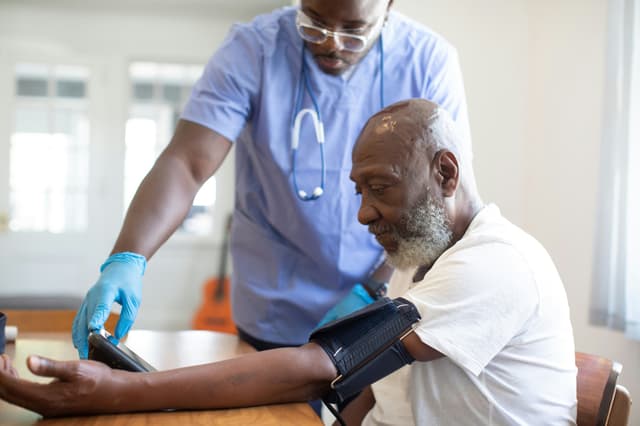 Highest-Paying Healthcare Degrees for Students in Canada